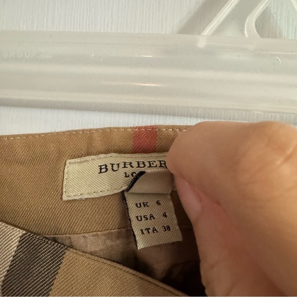 Burberry London Nova Check Tan A-Line Pleated Skirt Size 4 - Picture 4 of 16